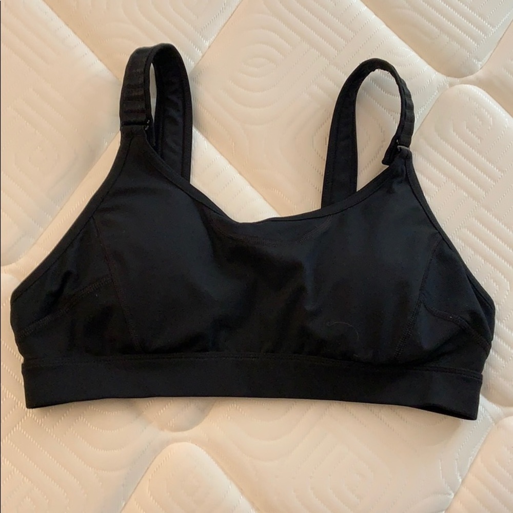 Sports bra